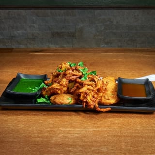 Mixed Vegetable Pakoras